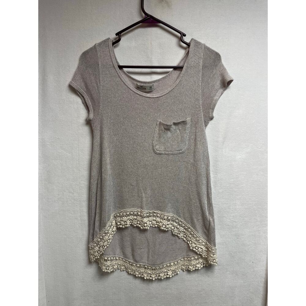 Hollister‎ juniors XS light sweater longer in back lace bottom cuff